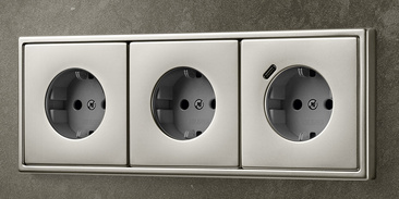 SCHUKO® Steckdosen mit USB bei Zaremba Elektro GmbH & Co.KG in Trautskirchen