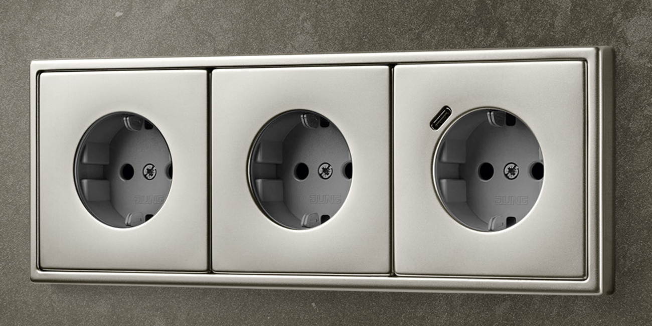 SCHUKO® Steckdosen mit USB bei Zaremba Elektro GmbH & Co.KG in Trautskirchen