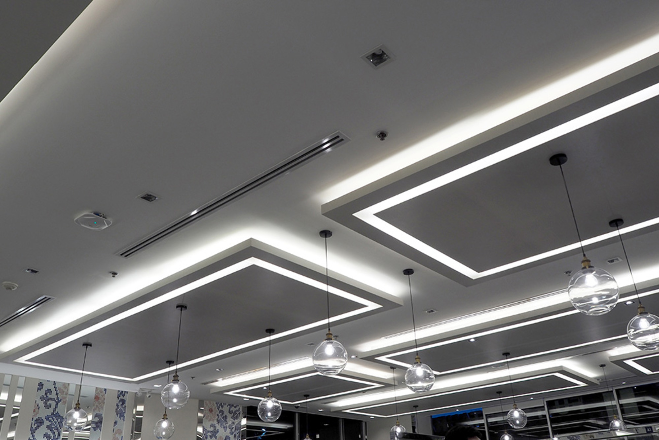 LED-Beleuchtung bei Zaremba Elektro GmbH & Co.KG in Trautskirchen